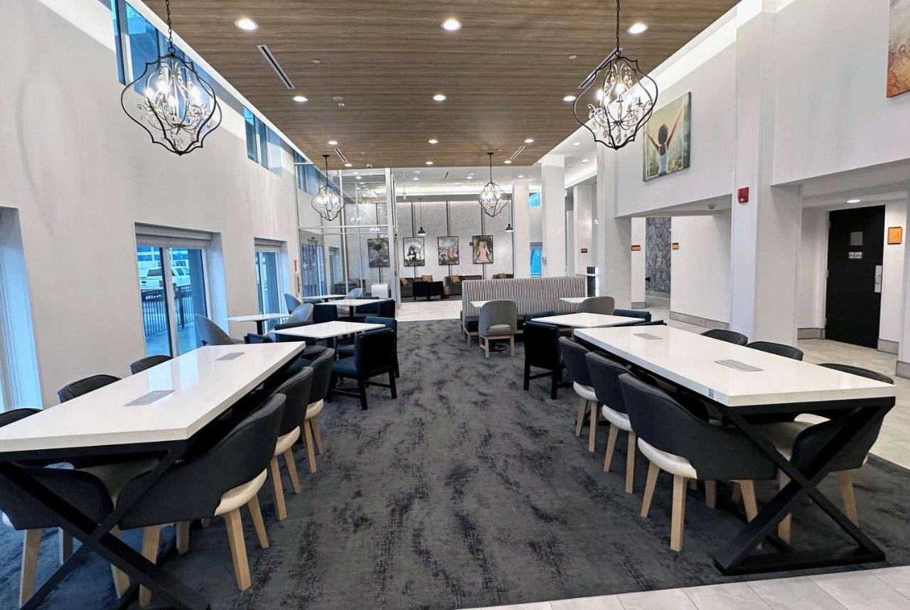 La Quinta By Wyndham Chicago O'Hare Airport Hotel โรสมอนต์ ภายนอก รูปภาพ